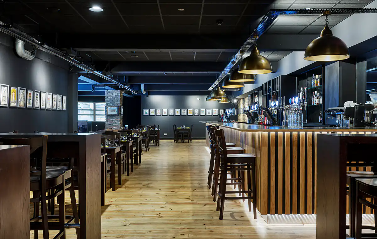 yellows bar and grill